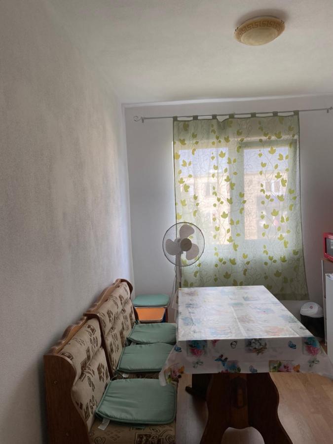 Апартаменты Apartament Ally'S Оршова Экстерьер фото